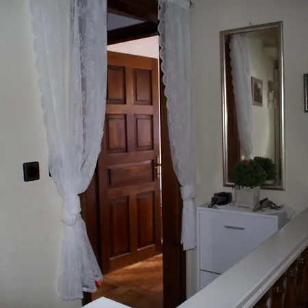 Nyaraló Erika View *