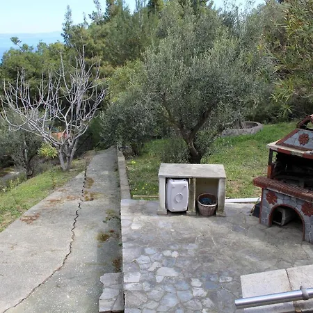 Erika View آغيوس نيكولاوس